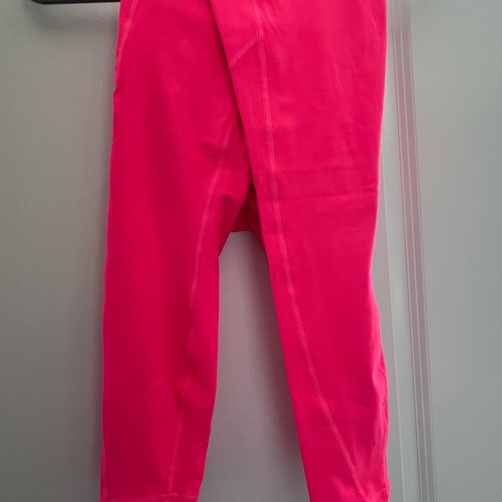 Pink fabletics leggings